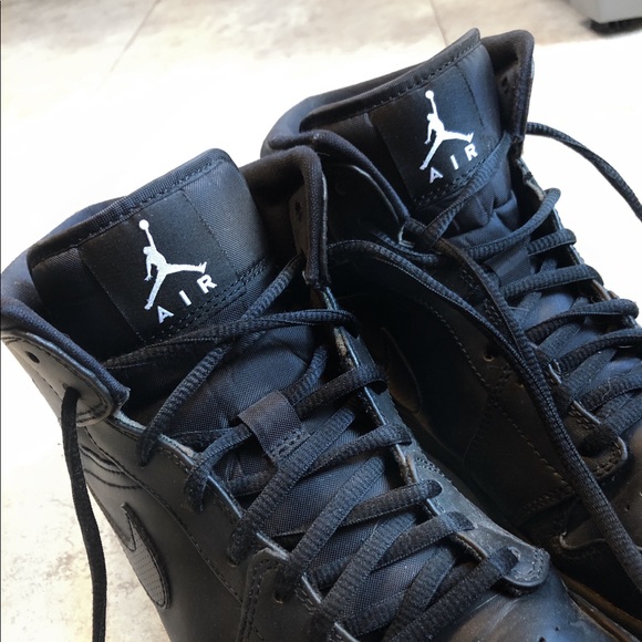 ⬇️ Air Jordan 1 Mid - Black - Picture 4 of 7